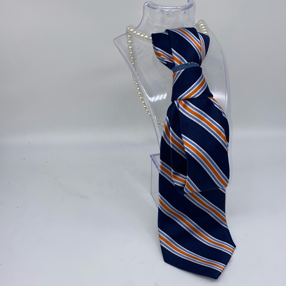 Pearl Tie